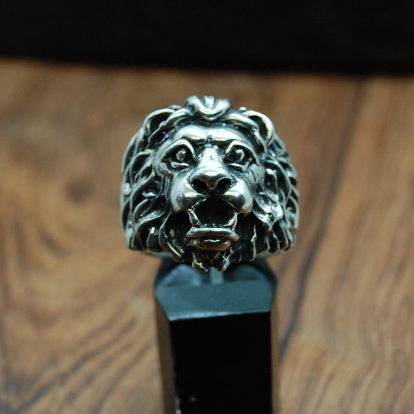 Massiver Löwenring Silber