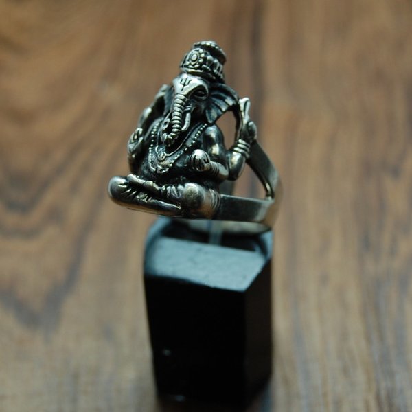 Ganesha Ring Silber